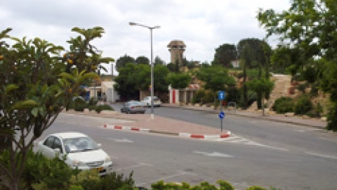 מבוא השקד.jpg