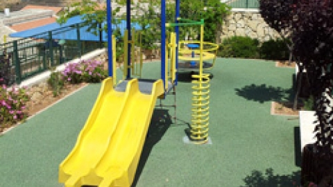 נוף הרים גן הקטנטנים.jpg1.jpg